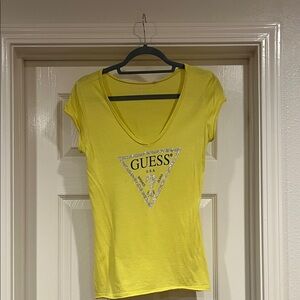 GUESS Yellow V-Neck Short Sleeve Logo Tee